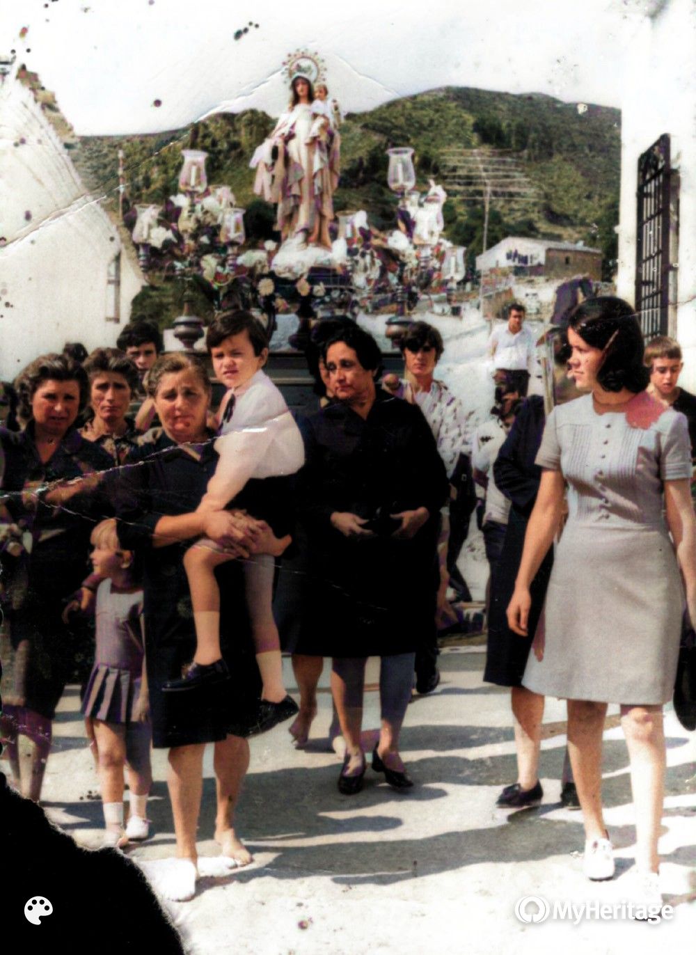 procesion3-Colorized